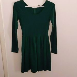 Aritzia Talula Green Dress size small